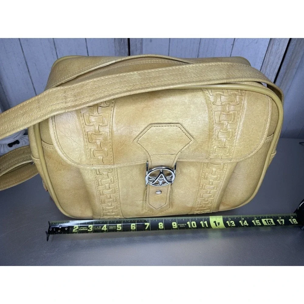 Vintage American Tourister 1975 HARVEST GOLD Carry On Travel Bag Weekender